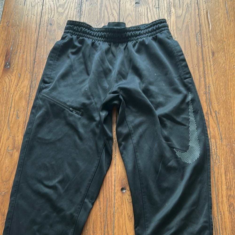 Men’s jogger Nike sweatpants size medium